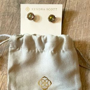 Kendra Scott studs